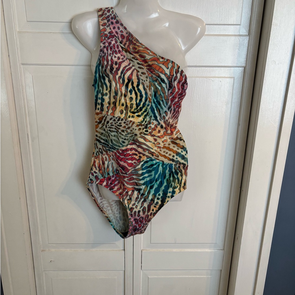 Beyond Women’s Colorful Animal Print One Shoulder One Piece Bathing Suit Sz 10